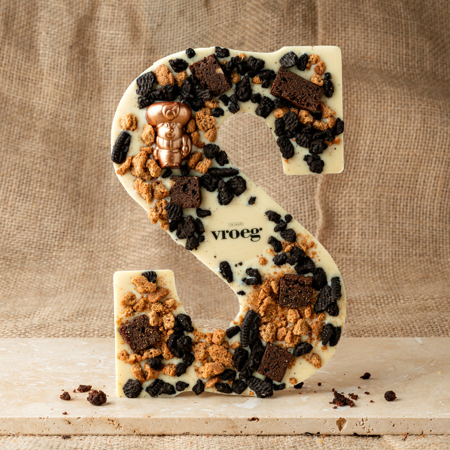 Luxe chocoladeletter wit